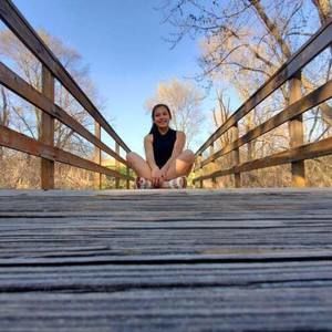 Meet your Posher, Bella